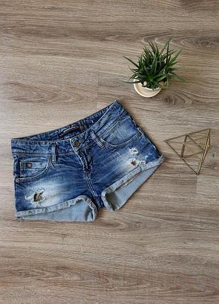 Короткие джинсовые шорты zara trf (размер xs / eur 34) рваные мини-шорты
