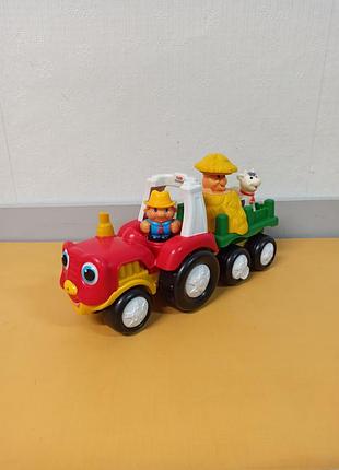Игровой набор трактор с фигурками fisher-price little people tow ‘n pull tractor.