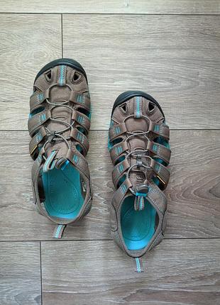 Спортивні трекінгові босоніжки keen 39р