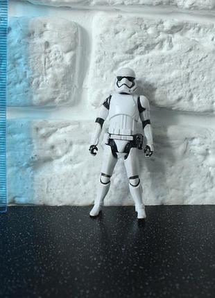 Фигурка штурмовика первого ордена звездные войны: пробуждение силы star wars.