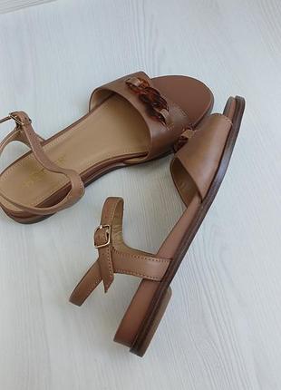Шкіряні босоніжки hotter modena. стан нових! р. 38 (uk 5)