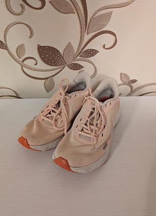 Кросівки жіночі  nike revolution 5, 40