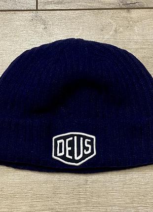 Шерстяная шапка deus ex machina shield beanie