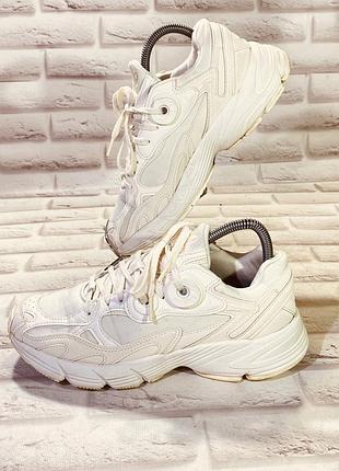 Кросівки adidas