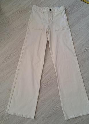 Широкие белые джинсы mango
