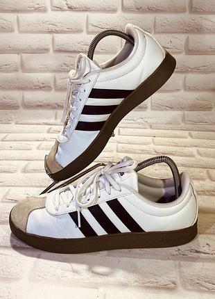 Кросівки adidas