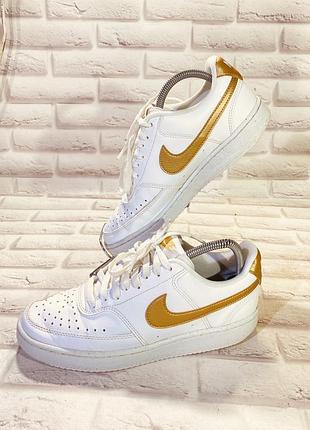 Кросівки nike