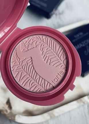 Матові рум'яна tarte amazonian clay 12-hour blush