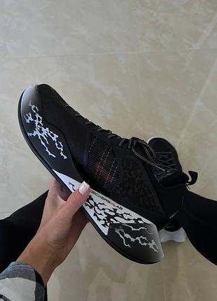 Кросівки deckers оригінал
