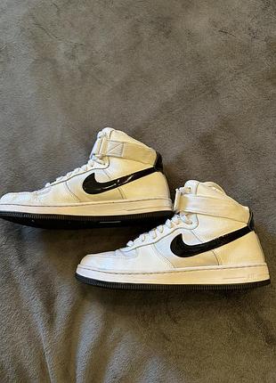 Кросівки nike