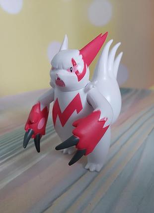 Фігурка покемон зангуз (zangoose) від компанії jazwares
