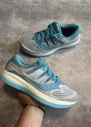 Бігові кросівки saucony (41p)