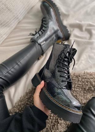 Dr. martens jadon galaxy женские демисезонные ботинки мартинс лаковая кожа9 фото