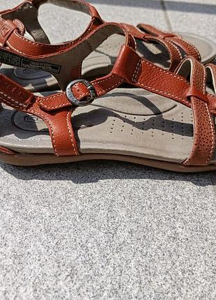 Женские кожаные анатомические сандалии keen (натуральная кожа, р. 35.5)
