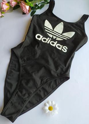 Слитный брендовый купальник adidas, eur 34, xs