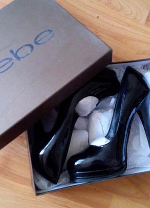 Шикарні брендові туфлі bebe