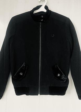 Жіноча куртка- бомбер з вовни fred perry