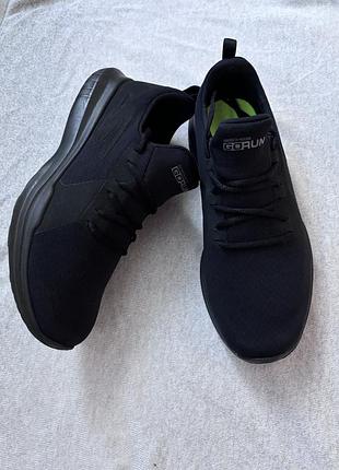 Skechers goga max кросівки 39