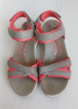 Босоніжки-сандалі clarks жіночір. 39 (25см)