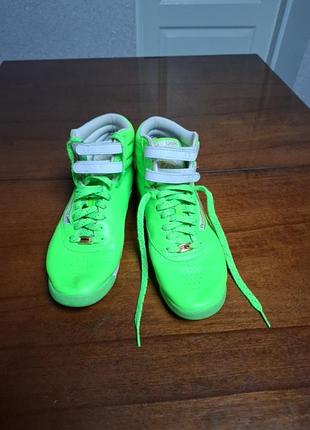 Кроссовки женские салатовые reebok
