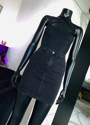 Черная джинсовая мини-юбка missguided, размер xs (uk 4)