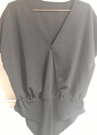 Shein
44/xxl/52
жіноча чорна боді блуза з рукавами  летюча миш
повний опис на  2 фото 
ідеальний стан