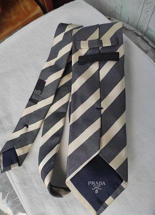 Prada брендова класична краватка, натуральний шовк ручної роботи.