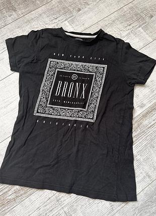 Футболка 10,12 років