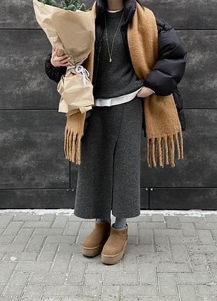Вʼязана вовняна спідниця а-силуету від zara