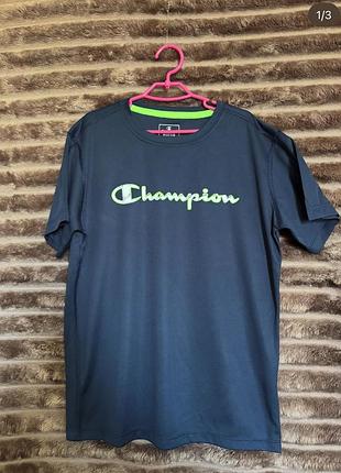 Легенька футболка champion