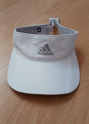 Белый спортивный козырек adidas aeroready