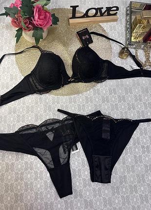 Шикарний комплект hunkemoller