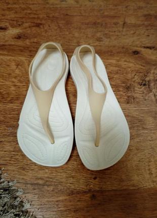 Crocs сандалі