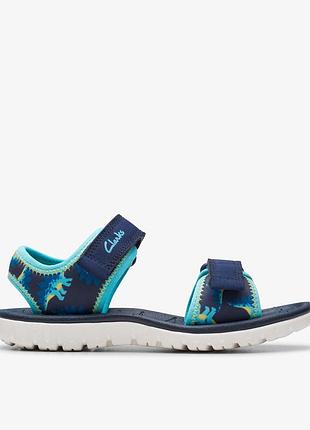 Летние босоножки для мальчика clarks