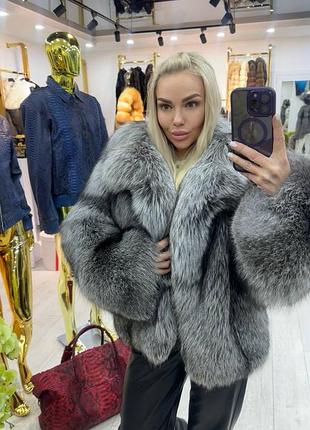Шуба олдмани из натурального меха финской чернобурки в наличии в натуральном цвете