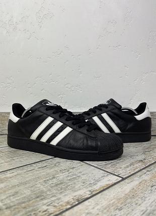 Adidas superstar