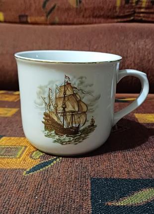Чашка супова фарфорова