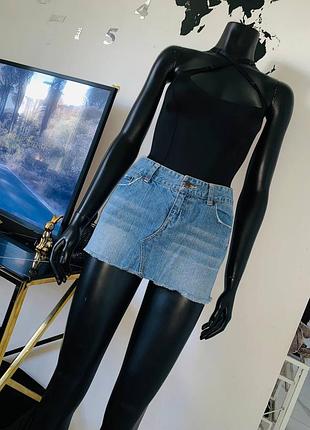 Джинсовая мини-юбка aeropostale (размер us 3/4, наш 40-42) с вышивкой