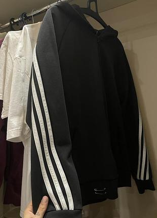 Зіпка adidas