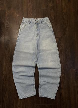 Baggy jeans