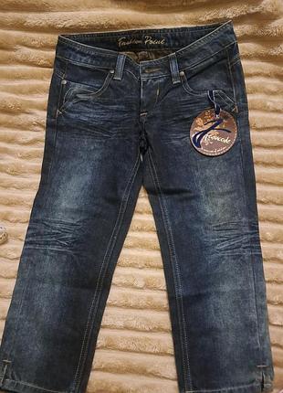 Новые джинсовые капри jeancode maya укороченные джинсы бриджи размер 25 (xs)