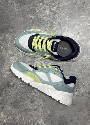 30р,новые детские кроссовки geox loftus на мальчика, стелька 19.7см