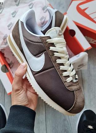 Мужские кроссовки nike cortez baroque brown, коричневые мужские кроссы найк кортез замша размер 41 42 43 44 45