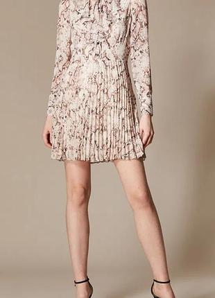 Платье в змеиный принт karen millen