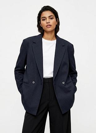 Жіночий блейзер жакет оверсайз фасону від іспанського бренду pull&bear новий