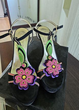 Оригинальные итальянские босоножки loriblu (37 р.), полный комплект