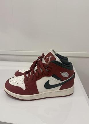 Кросівки jordan