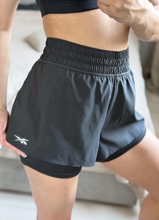 Спортивные шорты reebok 40(l)