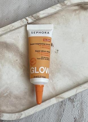Освітлююча сироватка для обличчя з вітаміном c sephora glow super brightening serum