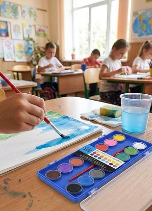 Фарби акварельні 16 кольорів з пензликом — набір акварельних фарб для малювання у пластиковій коробці